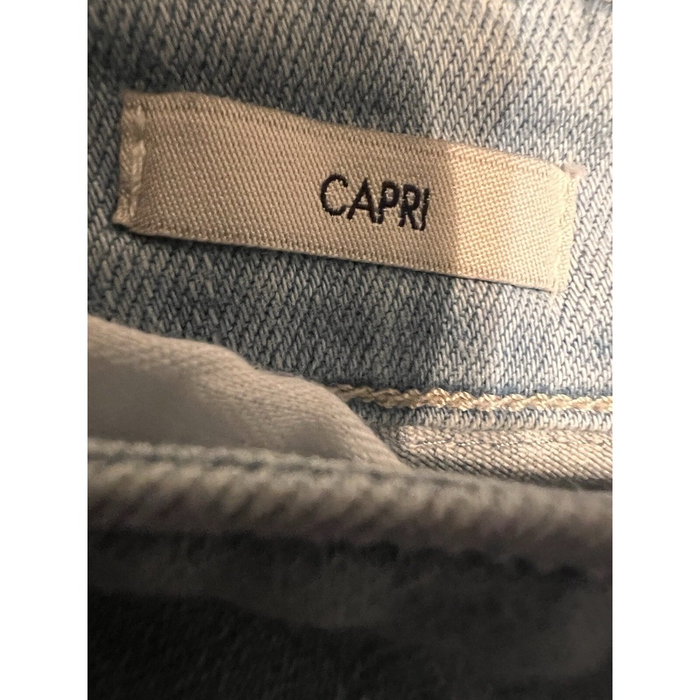 Calvin Klein Straight Leg Mid Rise Jean Women Size 8 Denim‎ Capri - Picture 9 of 9